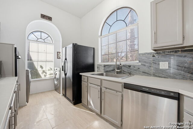 Image 14 of 32 For 6304 Village Arbor