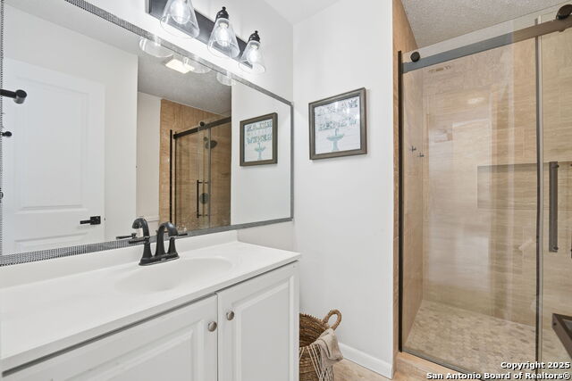 Image 17 of 32 For 6304 Village Arbor