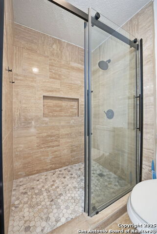 Image 19 of 32 For 6304 Village Arbor