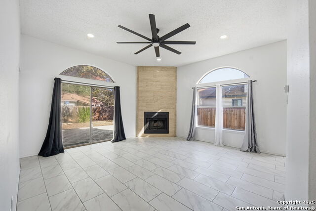 Image 3 of 32 For 6304 Village Arbor