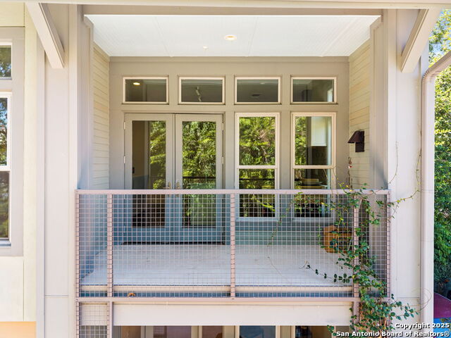 Image 18 of 31 For 135 Cedar Street 105