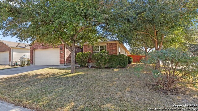 Image 26 of 28 For 600 Planters Pass