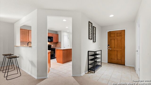 Image 4 of 28 For 600 Planters Pass