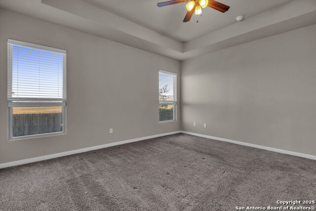 Listing photo id 12 for 10411 Francisco