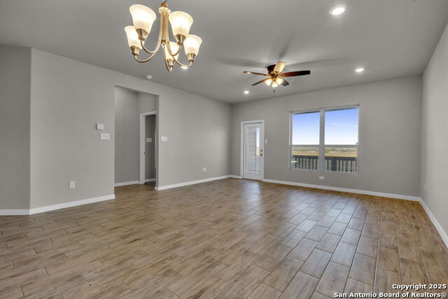 Listing photo id 2 for 10411 Francisco