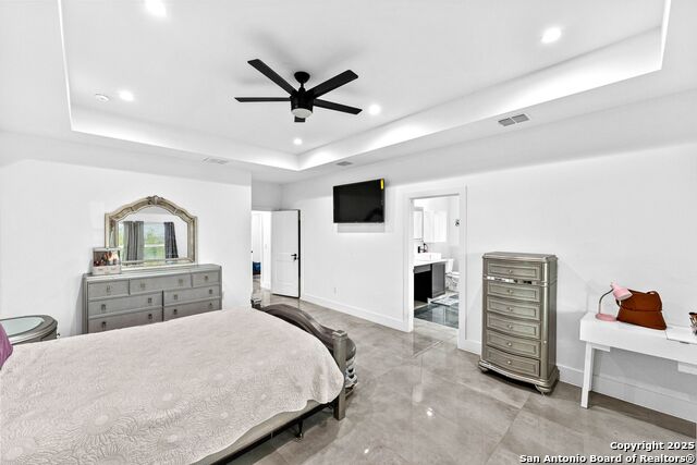 Listing photo id 22 for 7074 Newman Blvd