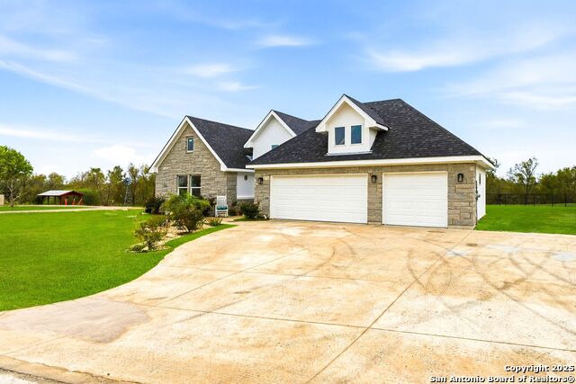 Listing photo id 1 for 7074 Newman Blvd