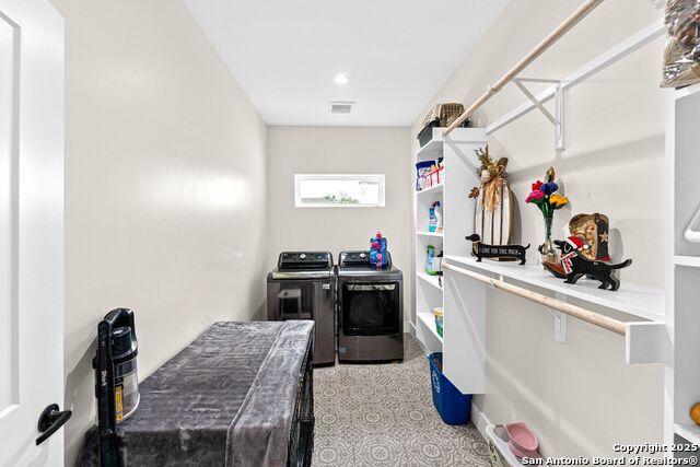 Listing photo id 28 for 7074 Newman Blvd