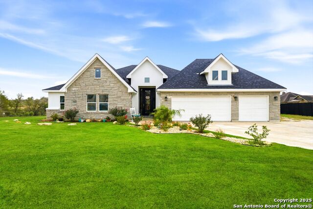 Listing photo id 3 for 7074 Newman Blvd