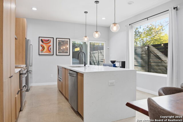 Image 14 of 41 For 2106 Schley Ave