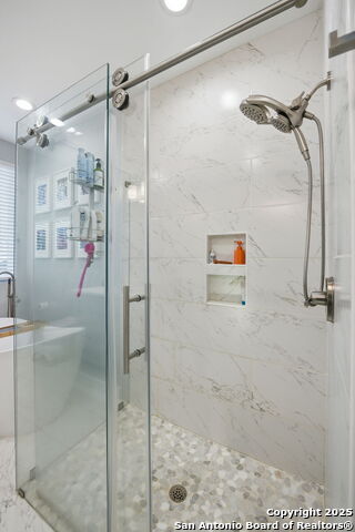 Image 22 of 41 For 2106 Schley Ave