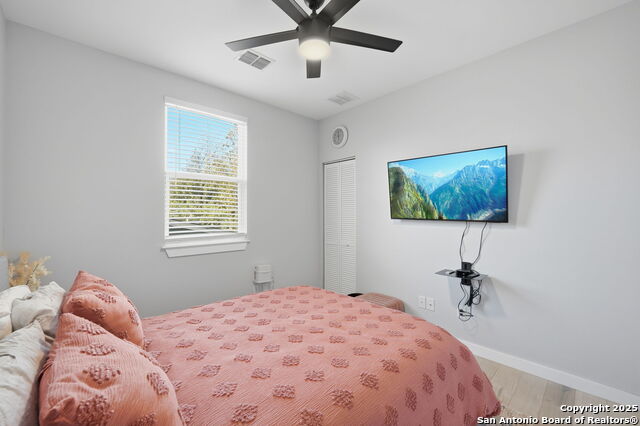 Image 30 of 41 For 2106 Schley Ave