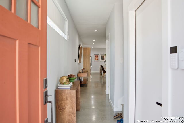 Image 9 of 41 For 2106 Schley Ave