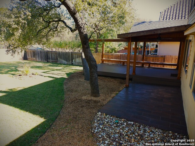 Image 29 of 43 For 23311 Oak Cliff