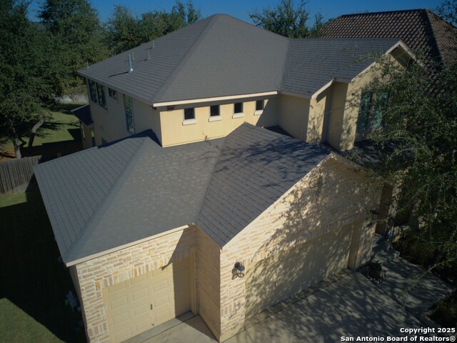 Image 33 of 43 For 23311 Oak Cliff