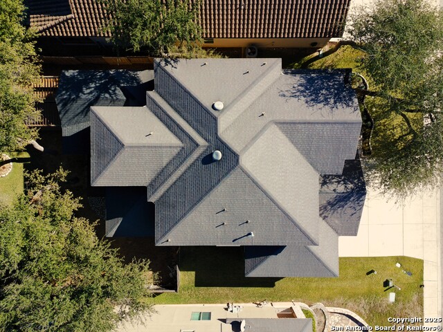 Image 35 of 43 For 23311 Oak Cliff