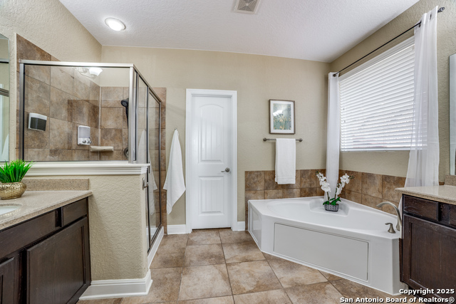 Image 12 of 25 For 12422 Caprock Creek