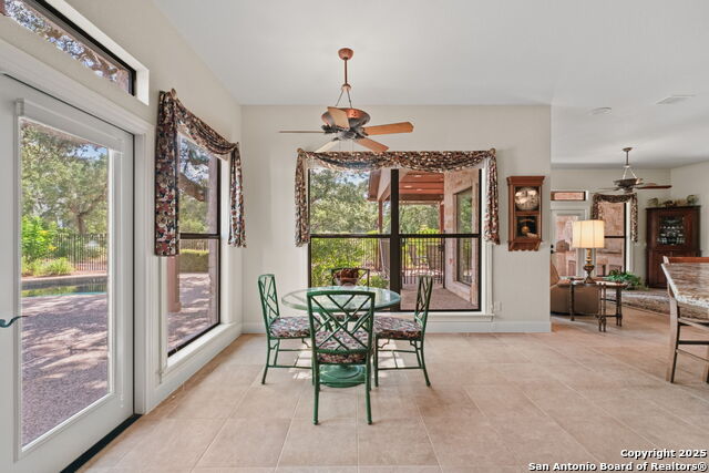 Image 17 of 55 For 162 Riverwood