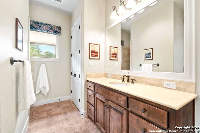 Image 26 of 55 For 162 Riverwood