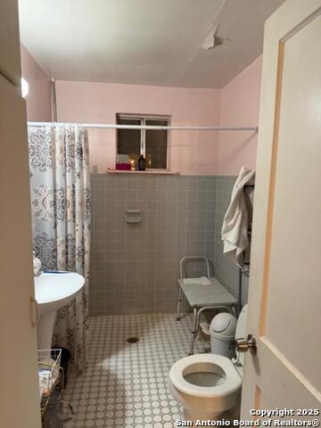 Image 5 of 11 For 310 Southcross W