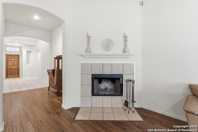 Listing photo id 8 for 2815 Wild Cherry