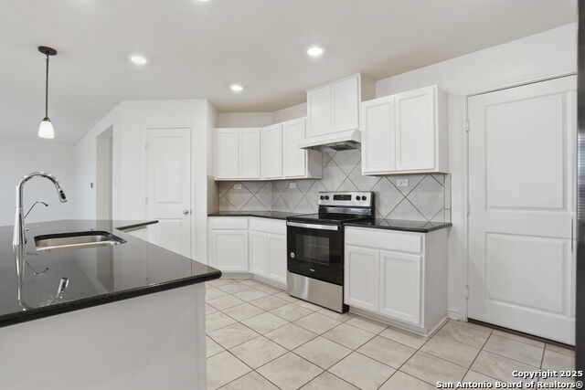 Image 14 of 33 For 11527 Arabette