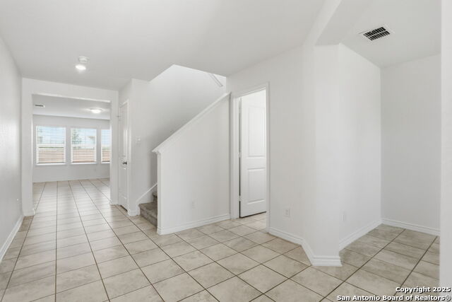 Image 4 of 33 For 11527 Arabette