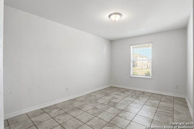 Image 5 of 33 For 11527 Arabette