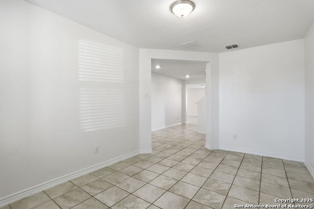 Image 6 of 33 For 11527 Arabette