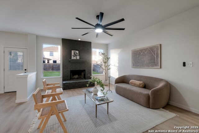 Image 10 of 32 For 8907 Imperial Cross