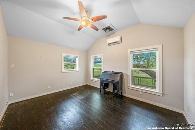 Image 16 of 17 For 1114 Meadowlark Driv