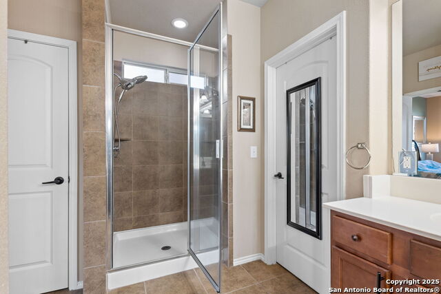 Image 21 of 40 For 9919 Copper Rise