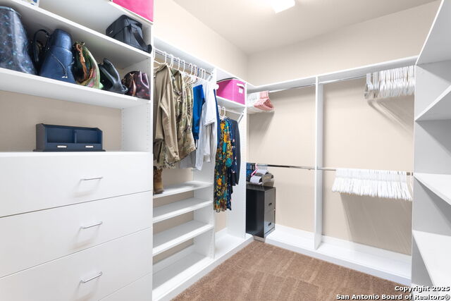 Image 22 of 40 For 9919 Copper Rise