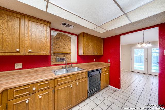 Image 14 of 33 For 111 Oldtowne