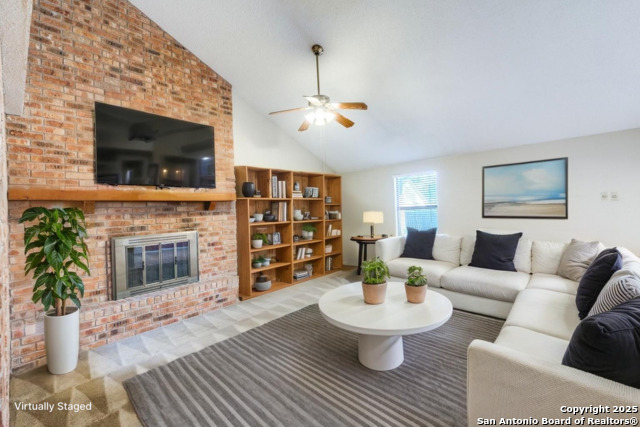 Image 4 of 33 For 111 Oldtowne