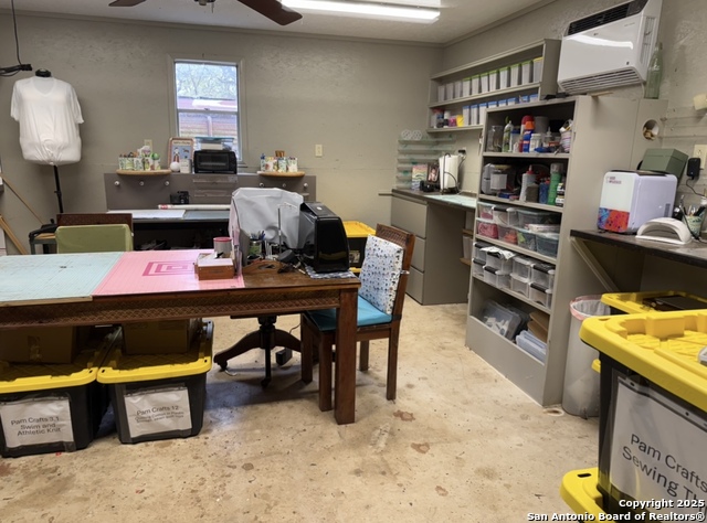 Image 13 of 15 For 28133 Windwood Dr E