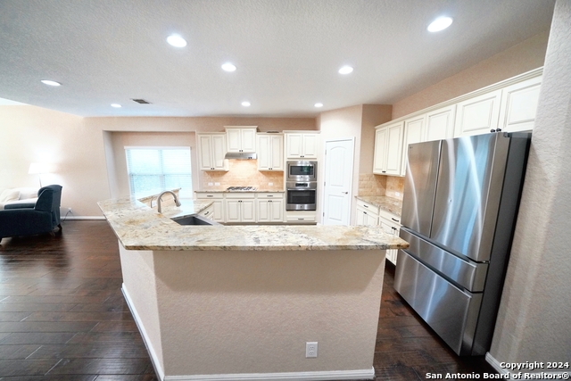 Image 14 of 50 For 12016 Vignette