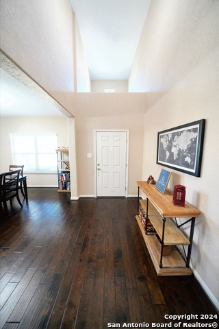 Image 4 of 50 For 12016 Vignette