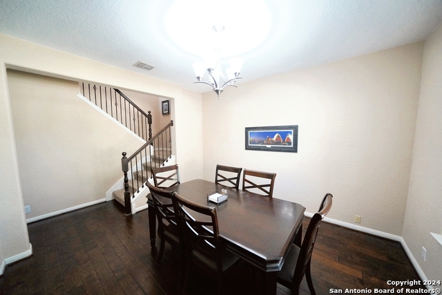 Image 8 of 50 For 12016 Vignette