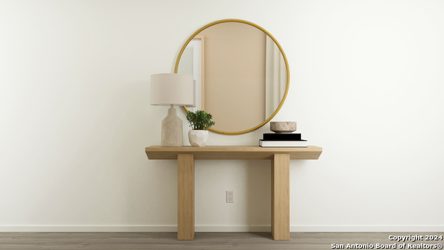 Image 9 of 25 For 12827 Kathleen St