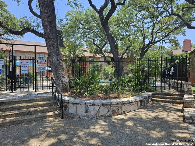 Image 19 of 20 For 13018 Heimer  506