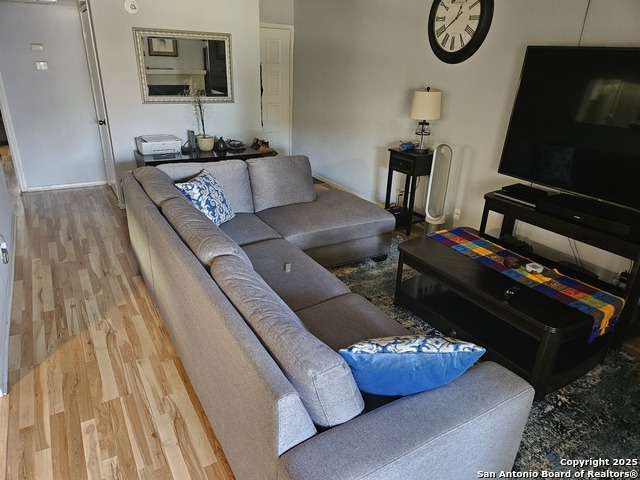 Image 4 of 20 For 13018 Heimer  506