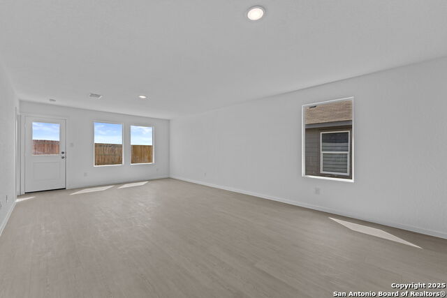 Image 4 of 21 For 3841 Swift Fox Rd