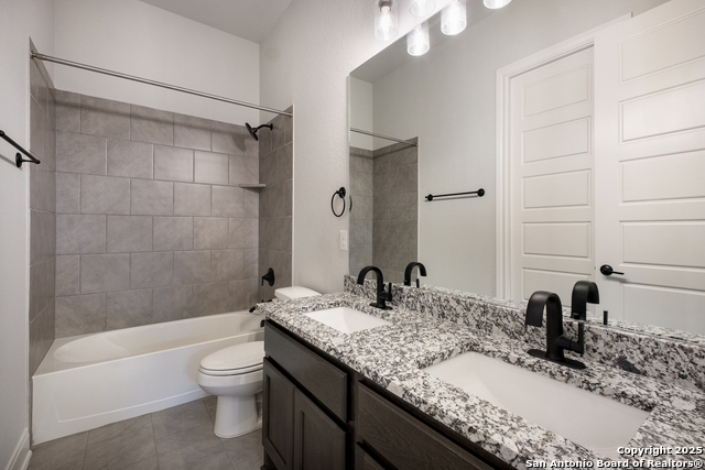 Image 22 of 27 For 3363 Harvest View