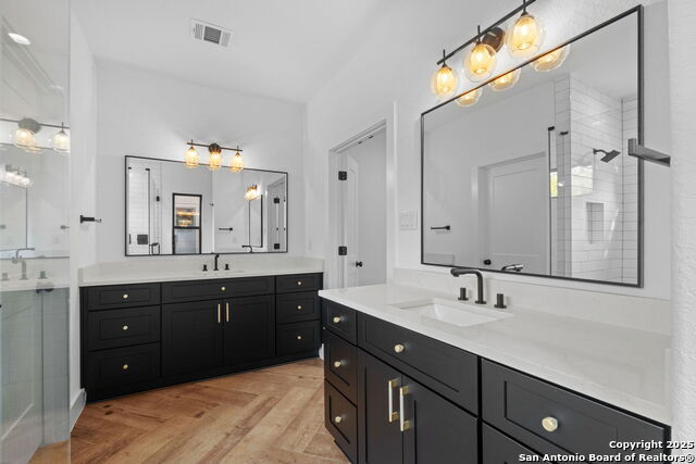 Image 25 of 41 For 111 Dowdy  