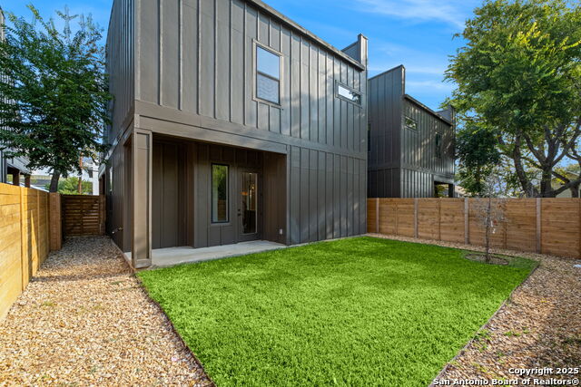 Image 28 of 41 For 111 Dowdy  