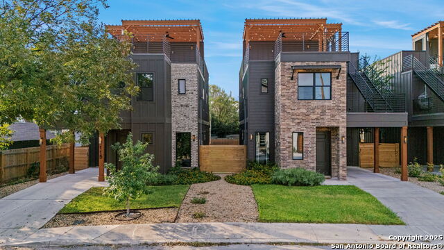 Image 32 of 41 For 111 Dowdy  