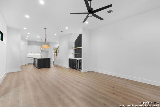 Image 4 of 41 For 111 Dowdy  