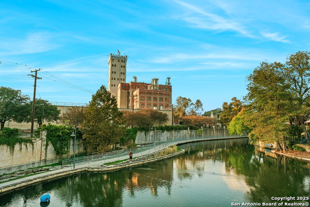 Image 40 of 41 For 111 Dowdy  