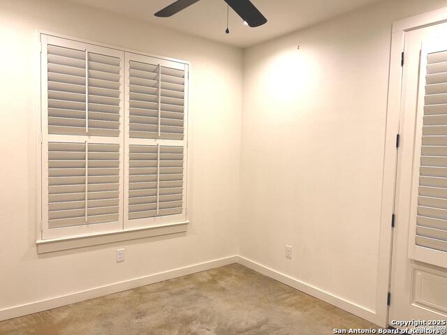 Image 18 of 21 For 1145 Academy N # 2